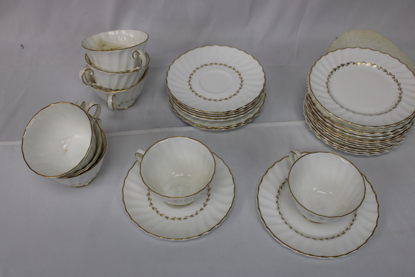 Royal Doulton "Adrian" antique tea set circa 1978, full set of 10 bread plates, 8 tea saucers, 8 teacups