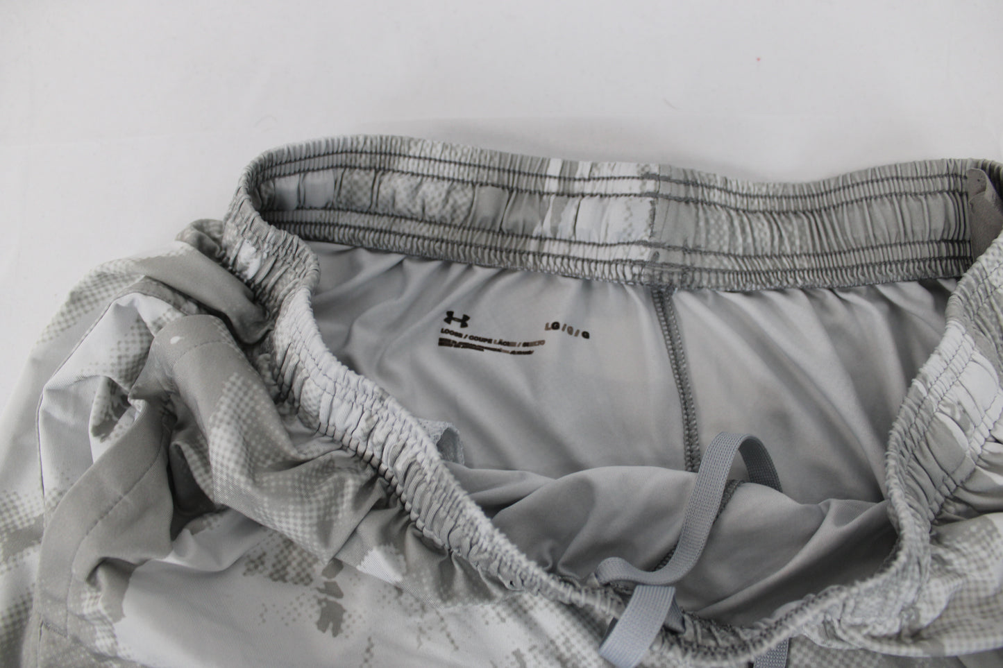 Under Armour loose fit drawstring shorts, grey, Men's L