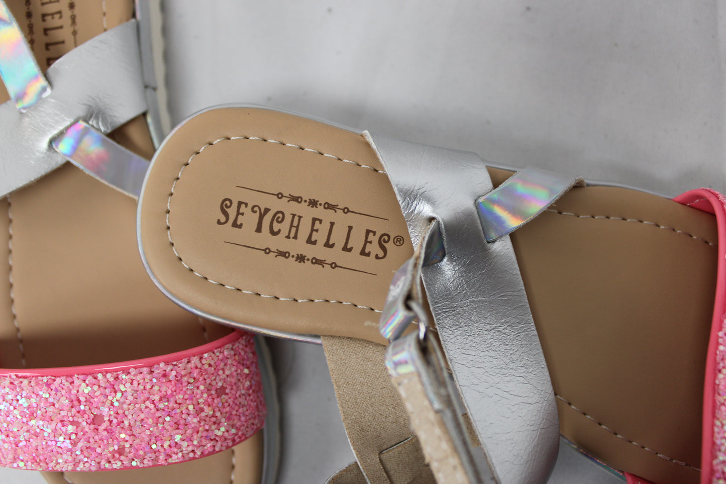 Seychelles flat ankle strap sandal, NWT, silver/pink, Girl's 12