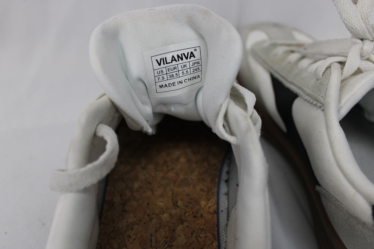 Vilanva suede retro sneaker, grey/white, Women's 7.5