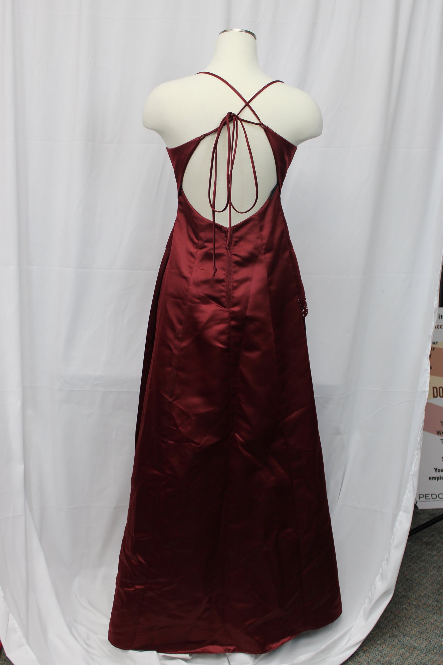 Full length, spaghetti strap burgundy dress w/ sequins, Women's M