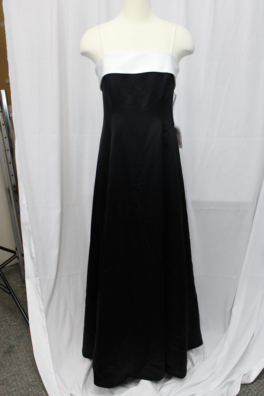 Niki Livas full length spaghetti strap dress, black and white, NWT, Women's 8