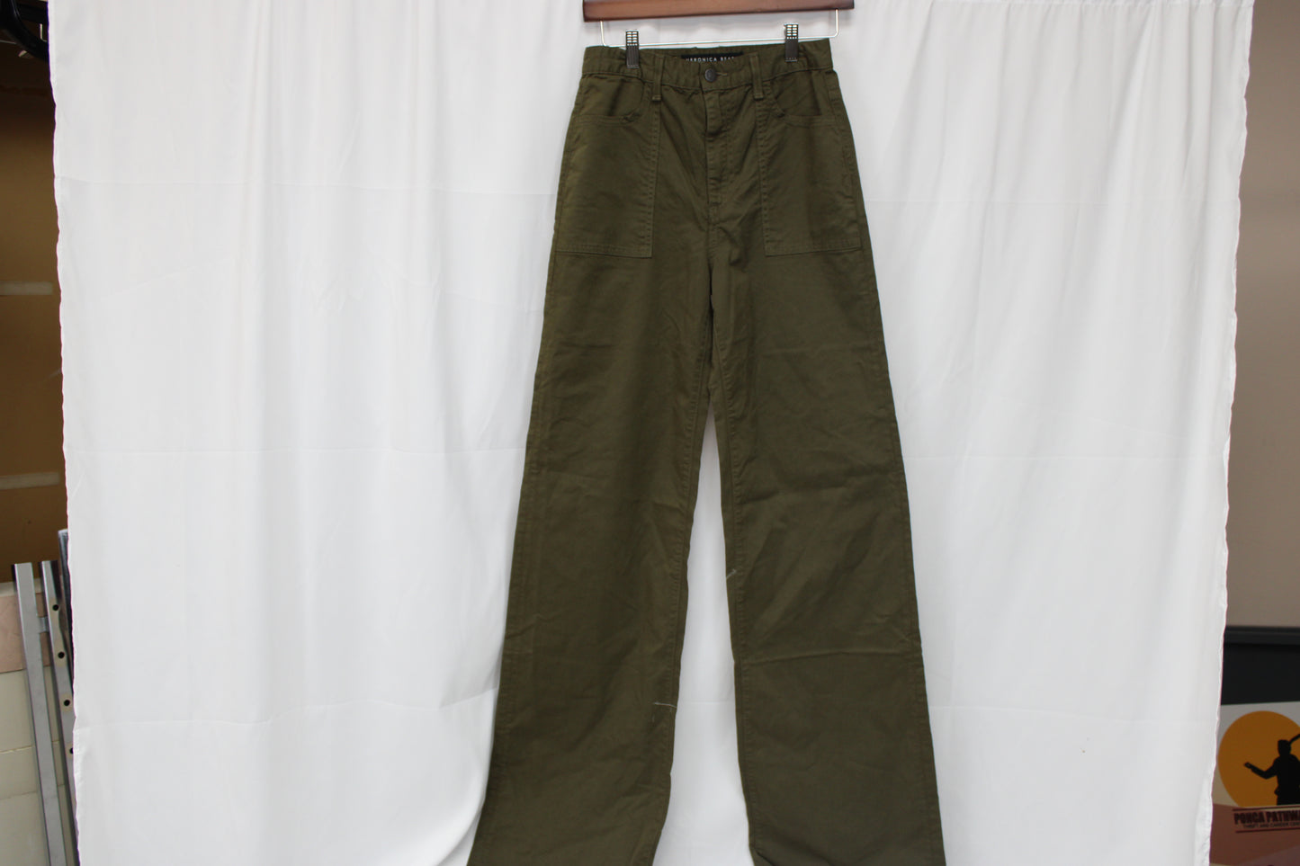 Veronica Beard Crosbie wide leg, high wasted jeans, olive, NWT, Women's 25/0