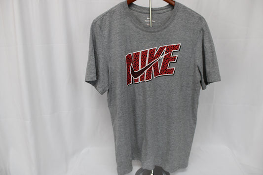 Nike classic cotton logo t-shirt, Men's L