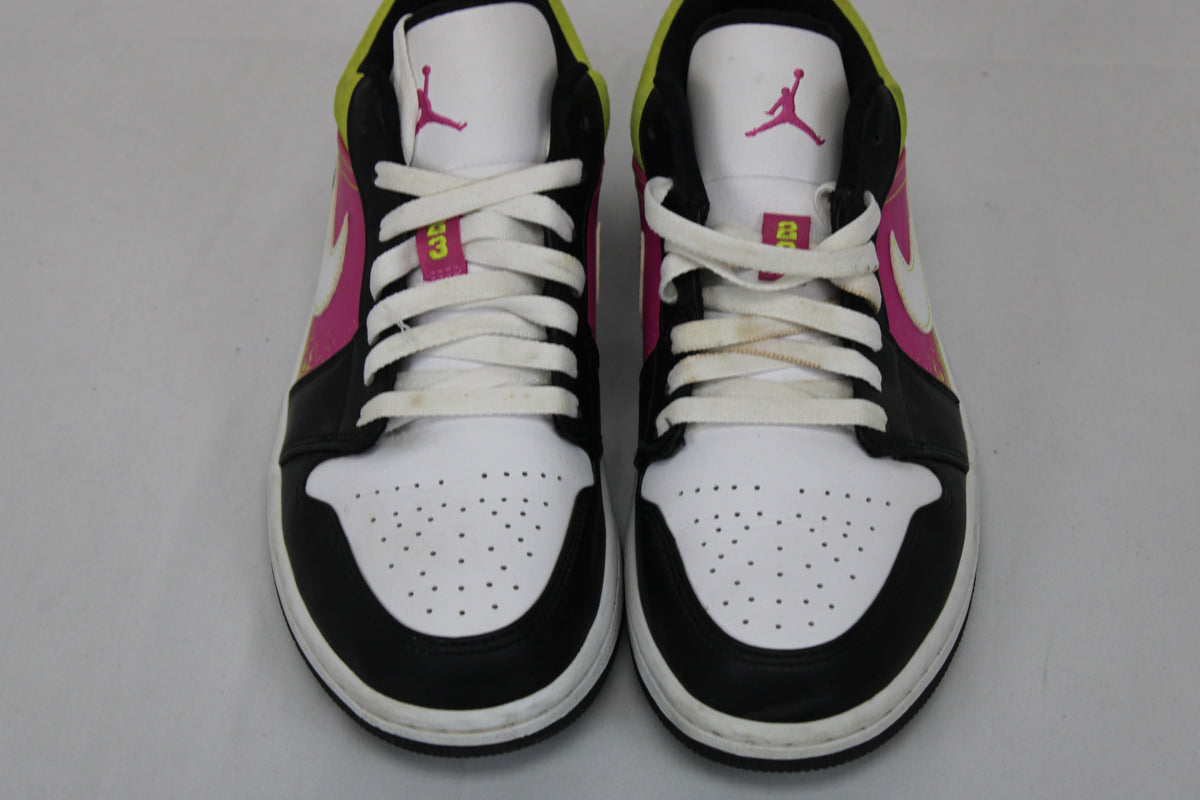 Nike Jordan 1 Low, Black/Fuchsia Cyber, Minimal wear with clean outsole, Men's 9