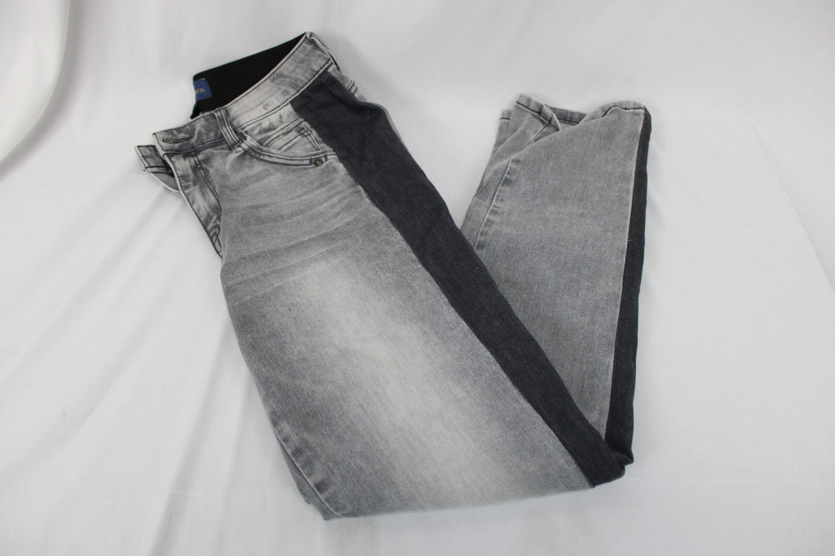 Democracy Absolution Two toned Jeans, Size 6