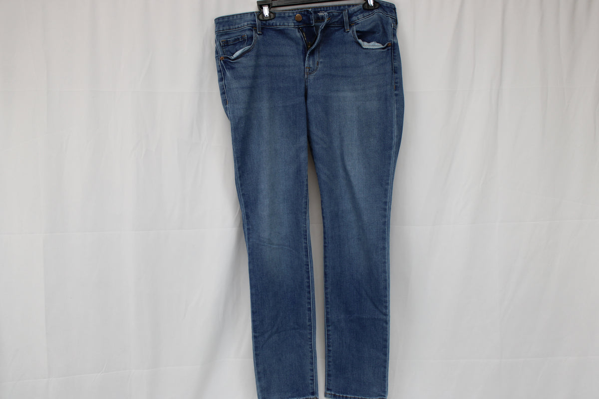 Old Navy Denim Jeans Mid Rise Power Slim Straight, Size 14 Long