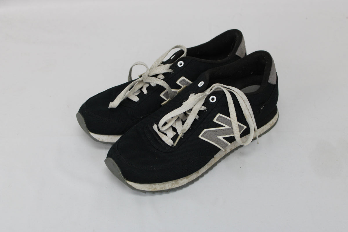 New Balance 501 Men's Tennis Shoes, Size 8.5