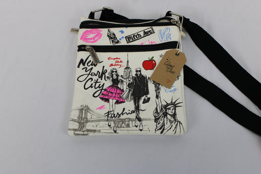 Glam so Chic over the shoulder New York themed hand bag, NWT