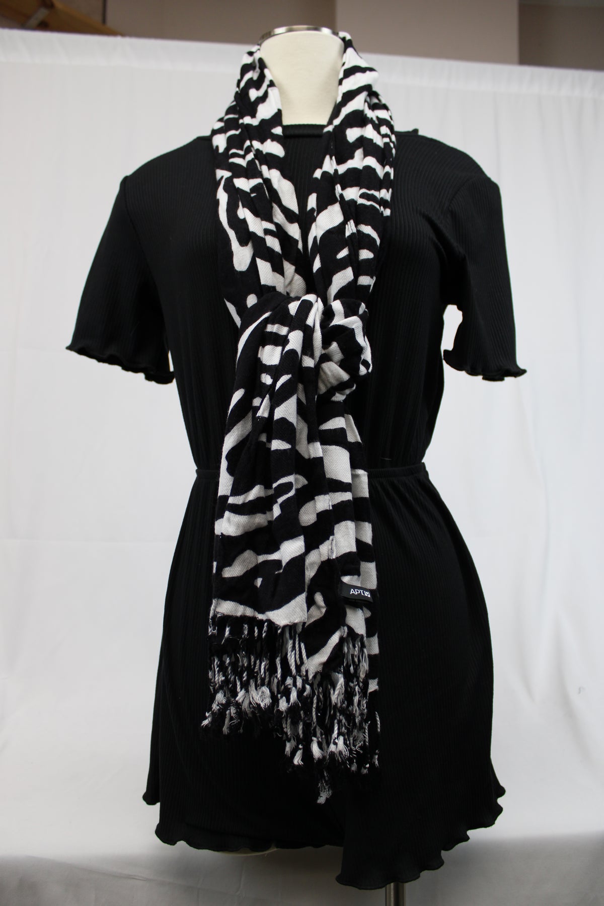 Apt 9 Black and White Zebra Scarf