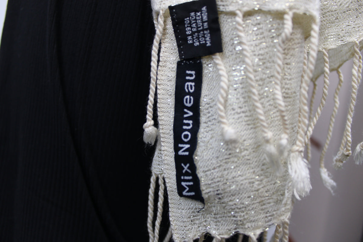 Mix Nouveau Cream with gold Scarf