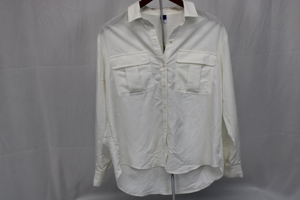 Old Navy long sleeve double pocket silk blouse, Women's S