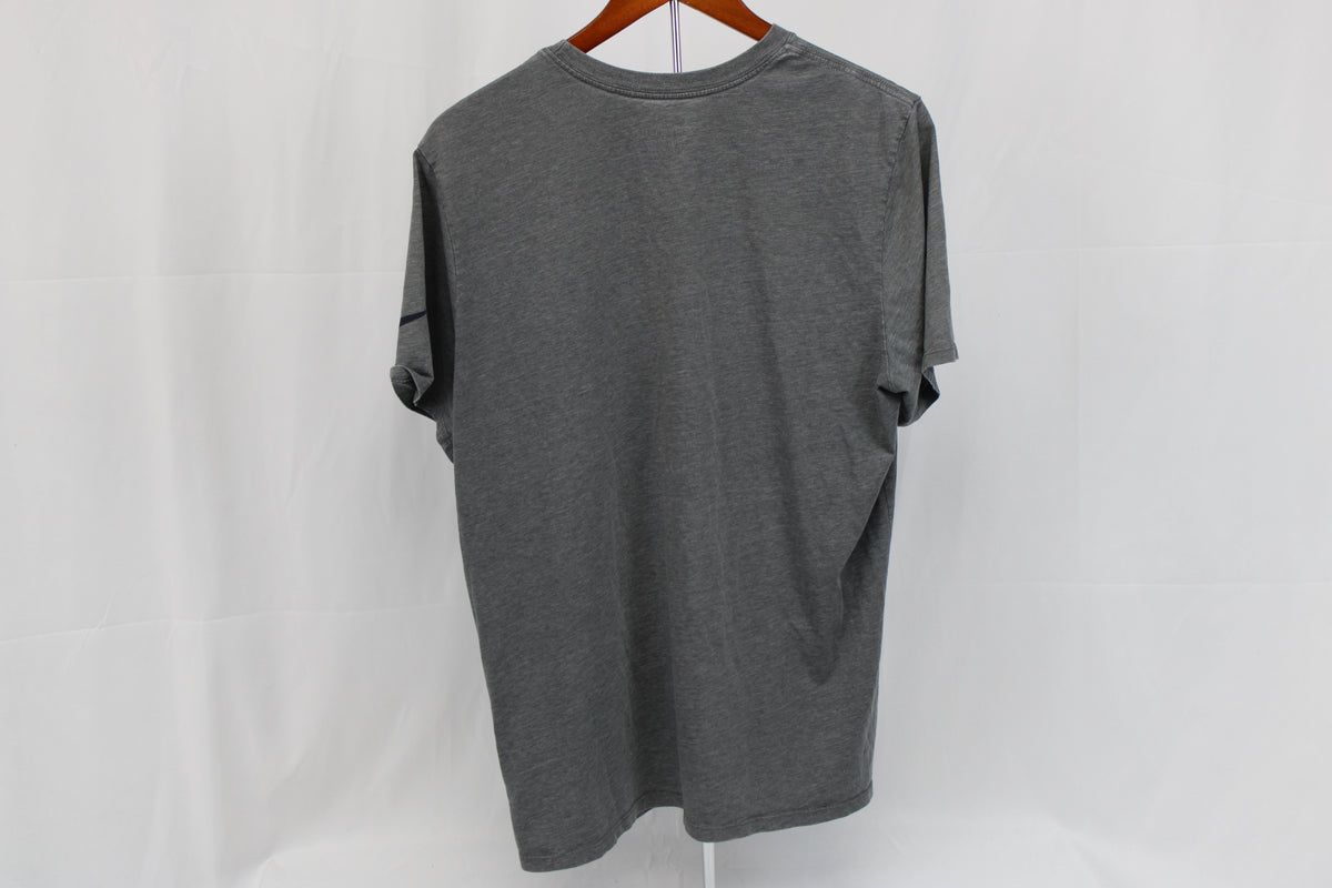 Nike U.S. National Soccer Team logo t-shirt, Men's L