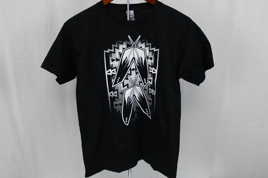 Gildan Native American double feather graphic t-shirt, Youth L