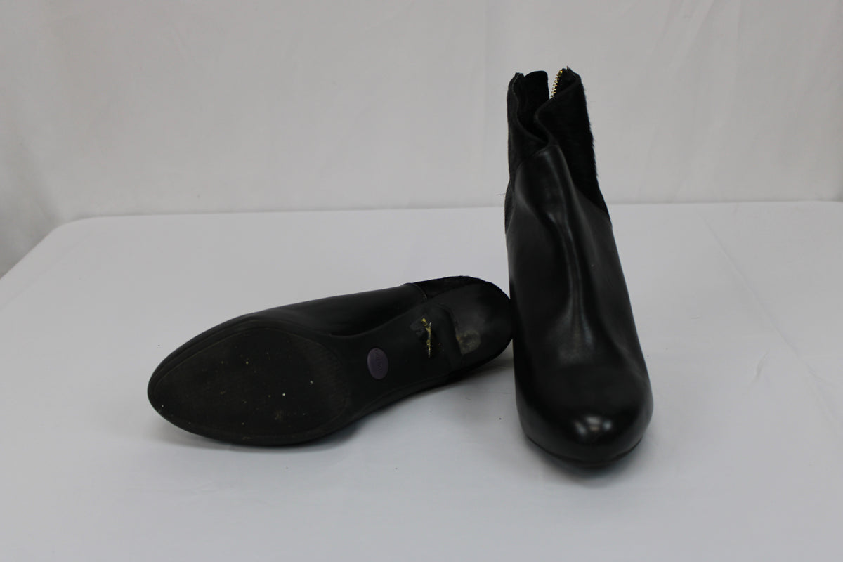 ...Me Too platform pump, cow hair and full grain leather upper, Women's 10