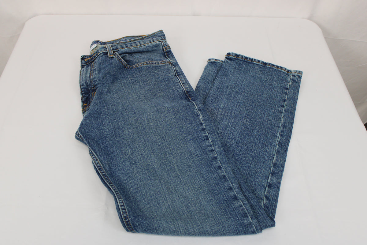 Arizona Jean Co. medium wash straight leg jeans, Men's 32x32